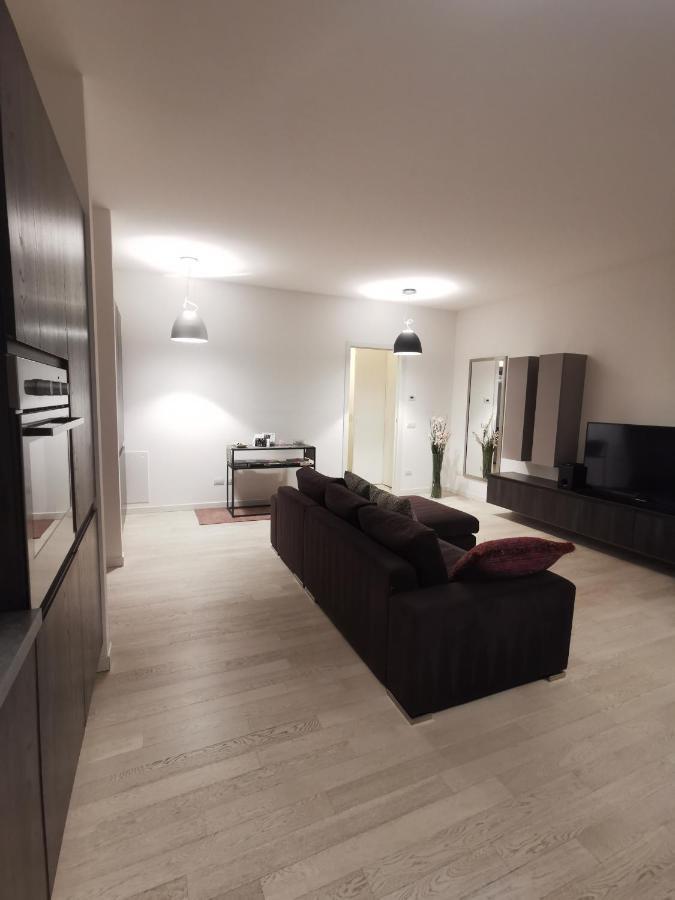 Apartament La Casa Di Greta Monza Zewnętrze zdjęcie