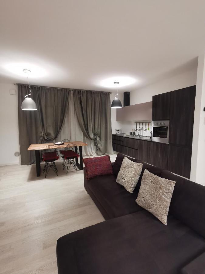 Apartament La Casa Di Greta Monza Zewnętrze zdjęcie