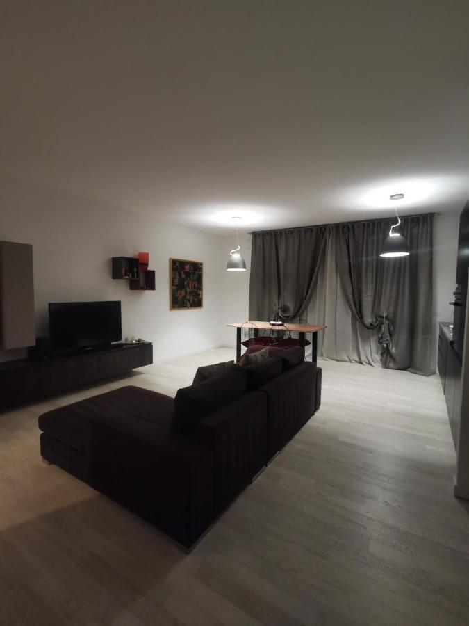 Apartament La Casa Di Greta Monza Zewnętrze zdjęcie